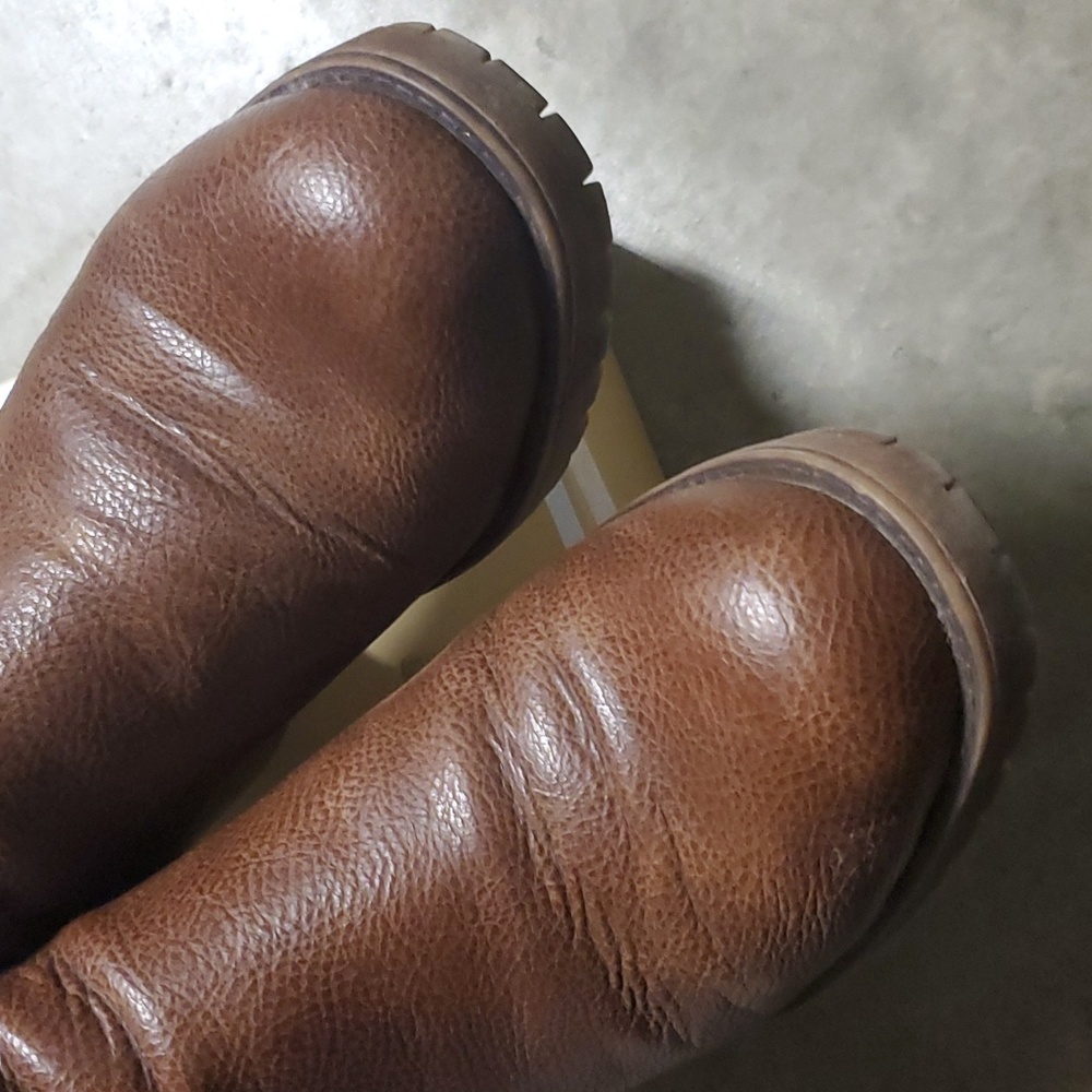 Beautiful  booties leather - Picture 4 of 15